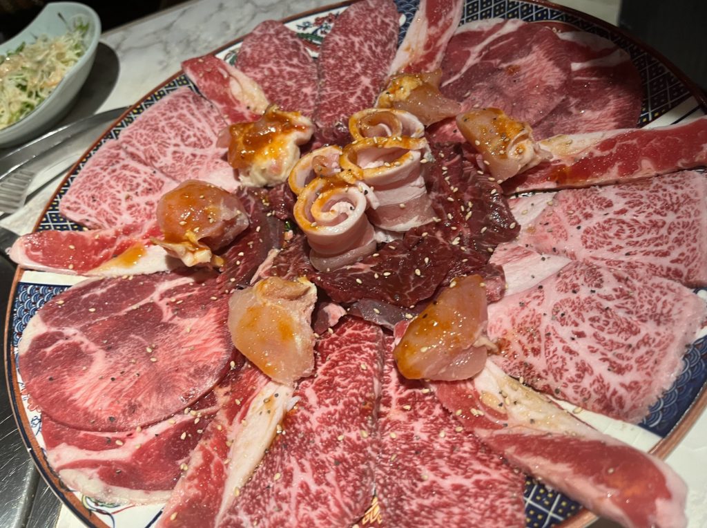 黒毛和牛焼肉 新宿肉善