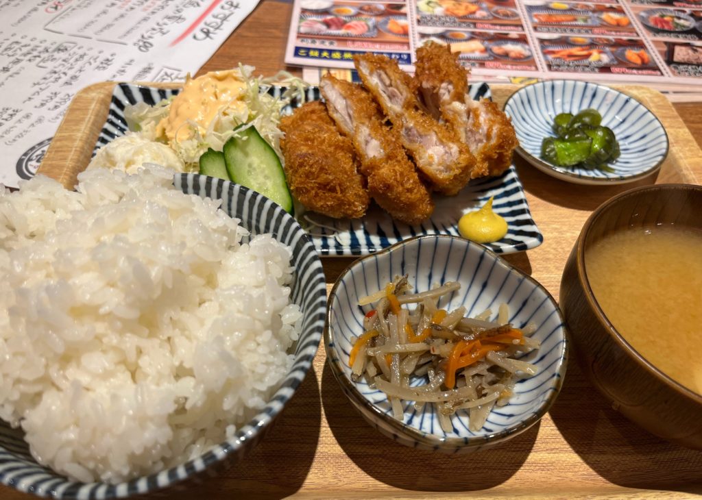 大衆食堂　安べえのランチ