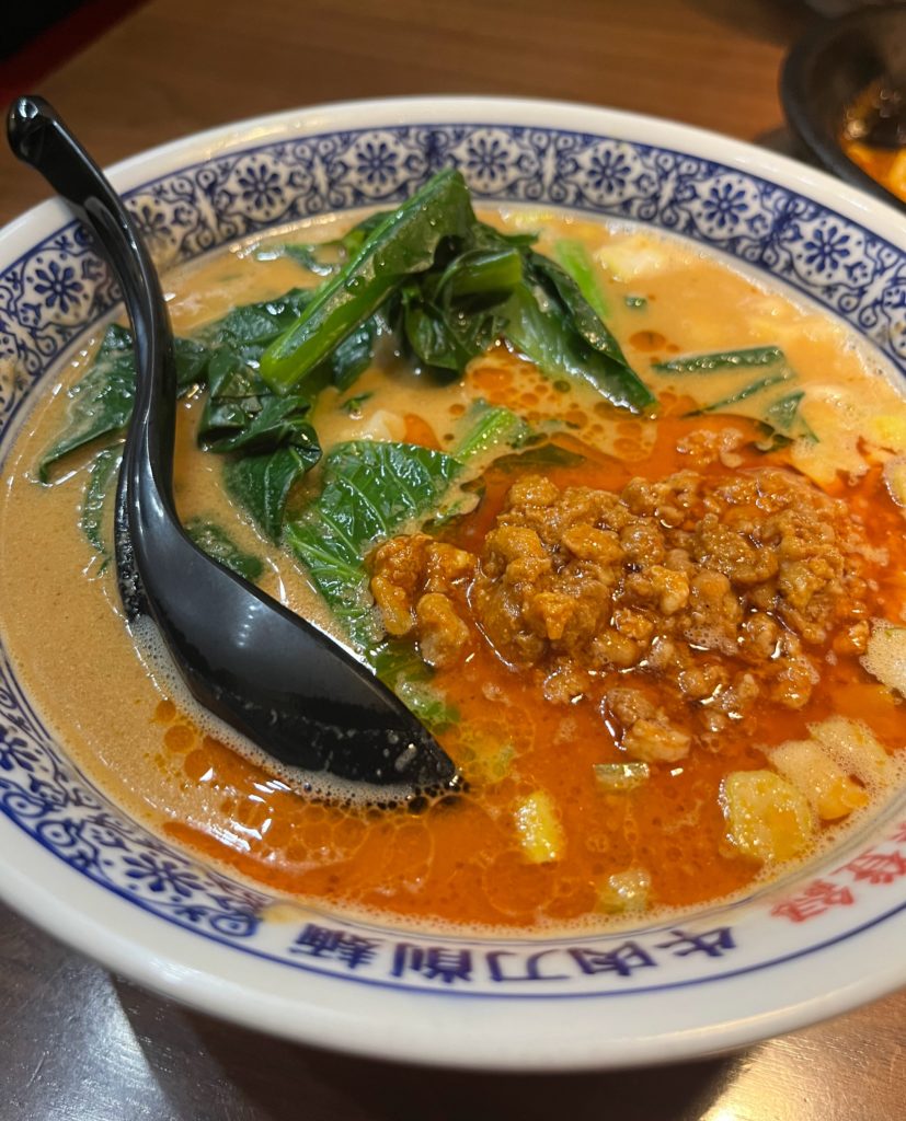 中華美食屋　刀削麺・エビチリ