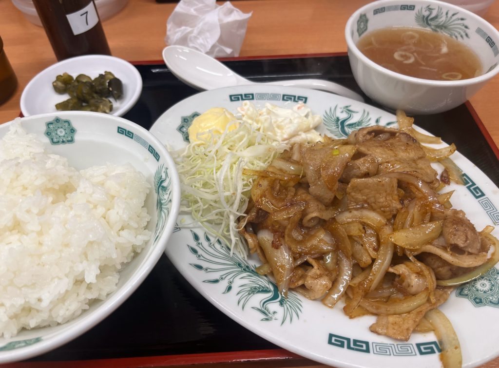 めちゃくちゃ旨い生姜焼き定食　日高屋