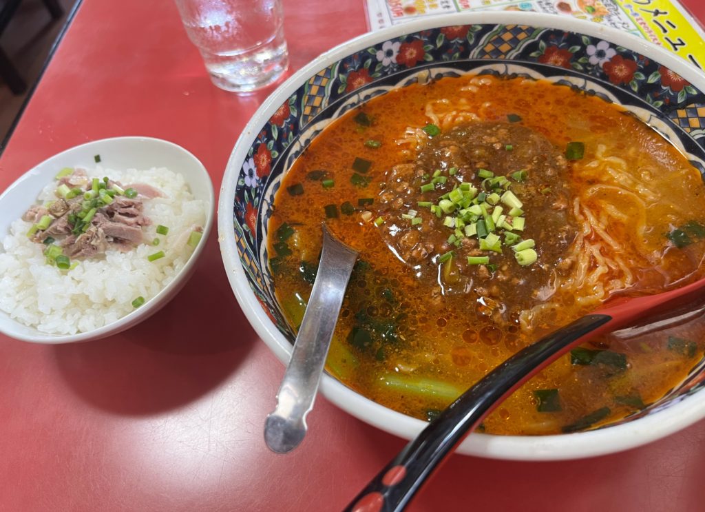 逸品香の担々麺